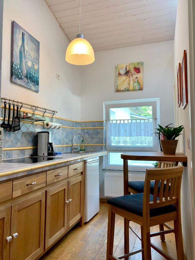 Villa-Rosengarten-Ferienwohnung-Baumhaus-Mit-Seeblick ساسنيتز المظهر الخارجي الصورة