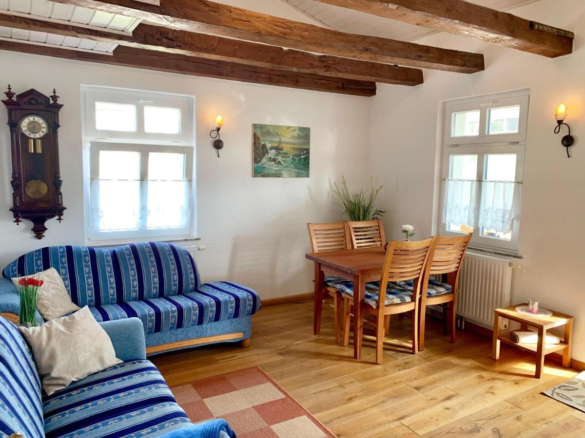 Villa-Rosengarten-Ferienwohnung-Baumhaus-Mit-Seeblick ساسنيتز المظهر الخارجي الصورة