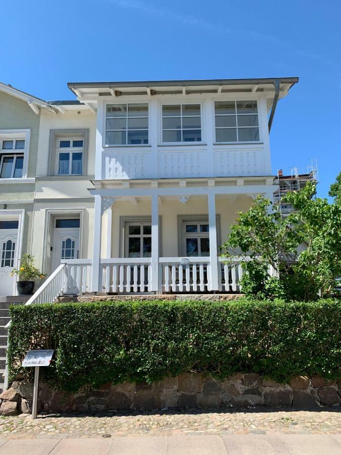 Villa-Rosengarten-Ferienwohnung-Baumhaus-Mit-Seeblick ساسنيتز المظهر الخارجي الصورة